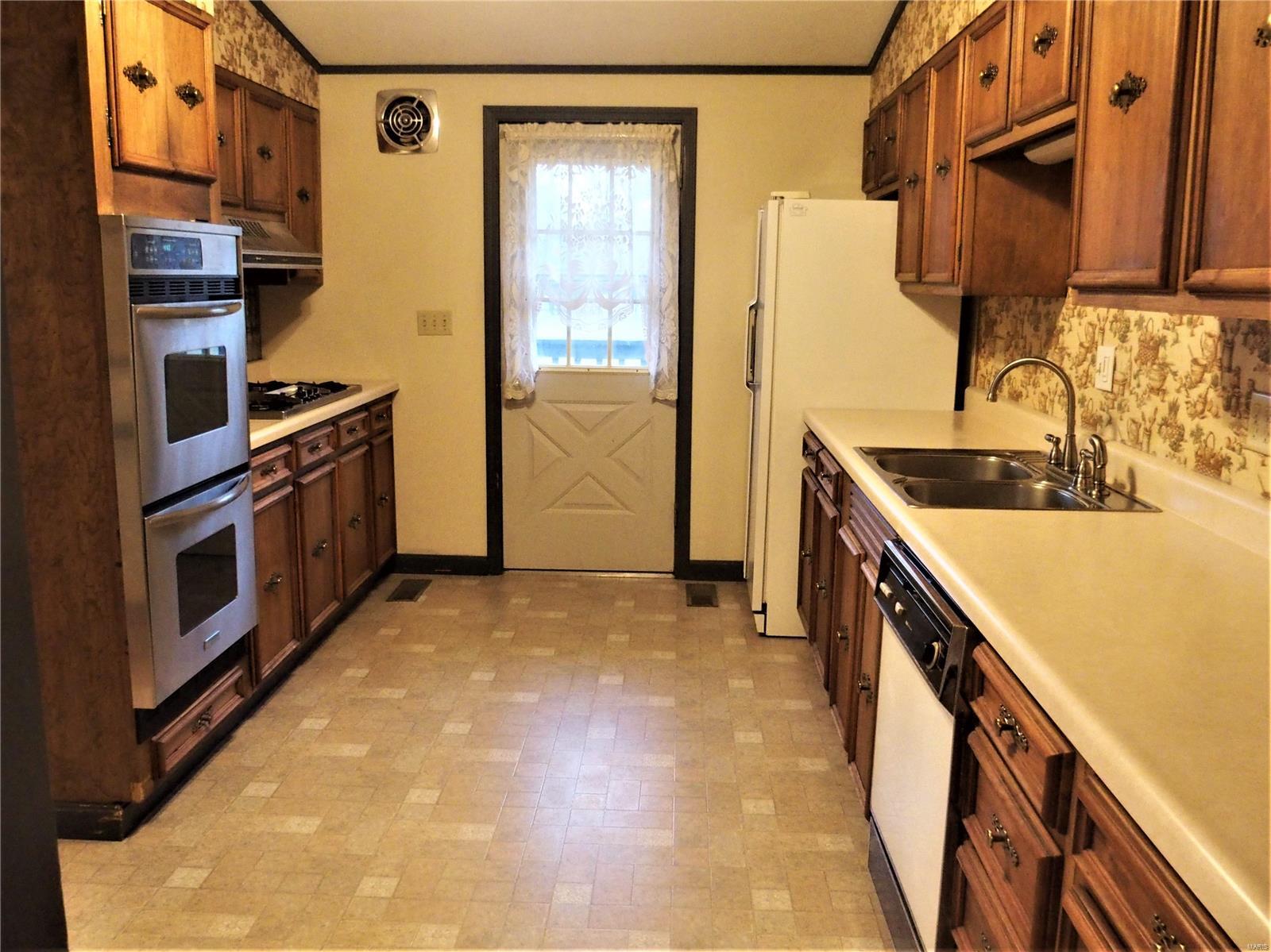 1125 Weil Road Lebanon, IL 62254 - Photo 11 of 23 Gallery Image 11