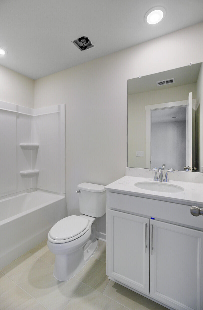 415 Caledon Court Johns Island, SC 29455 - Photo 37 of 52 Shared bath