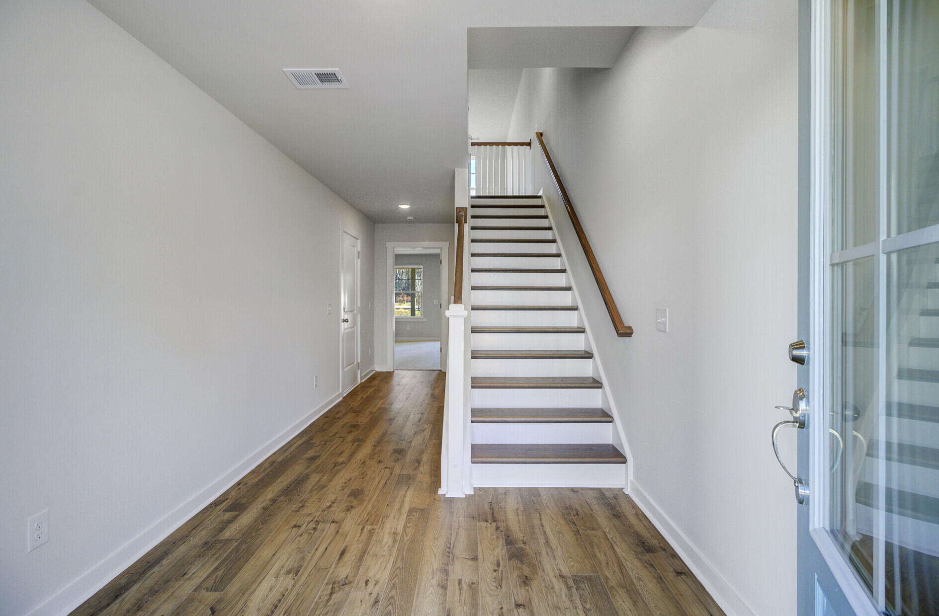 415 Caledon Court Johns Island, SC 29455 - Photo 4 of 52 Sunny foyer entrance