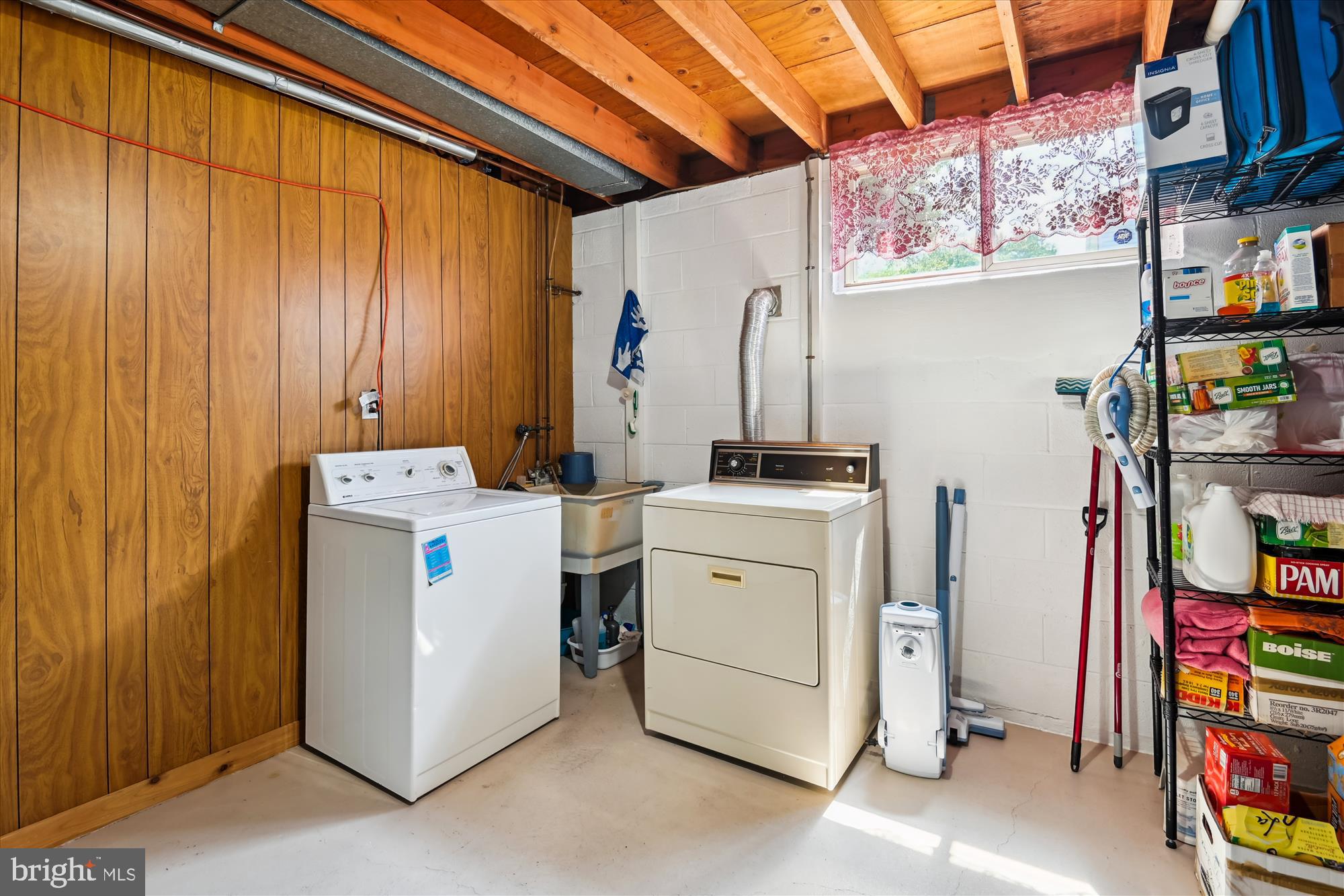 477 Rita Drive Odenton, MD 21113 - Photo 47 of 55 Laundry Area with Window