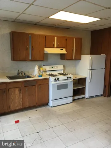 $1,500 | 1000 South Clinton Avenue, Trenton, NJ 08611