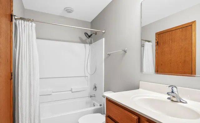 $2,650 | 1116 Heron Circle, Joliet, IL 60431