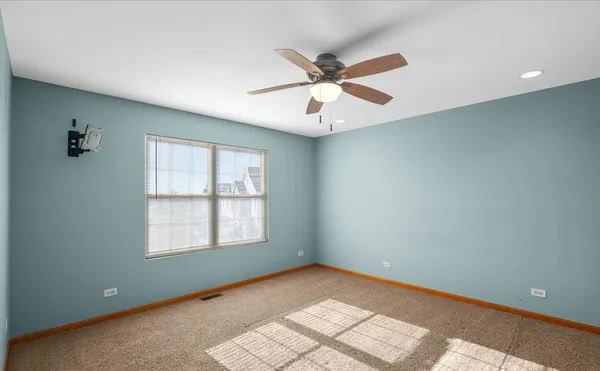 $2,550 | 1116 Heron Circle, Joliet, IL 60431