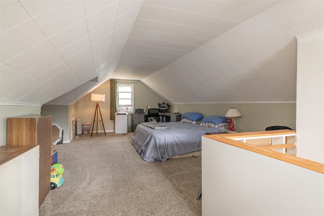 2022 Paddington Road Kalamazoo, MI 49001 - Photo 23 of 37
