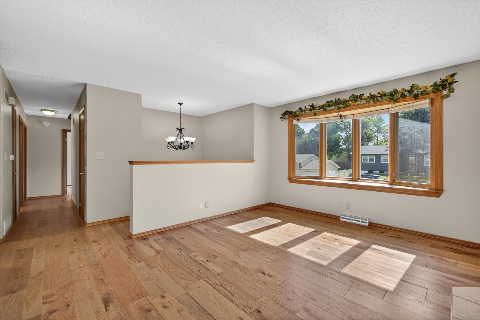 4718 North Ripley Street Davenport, IA 52806 - Photo 6 of 41