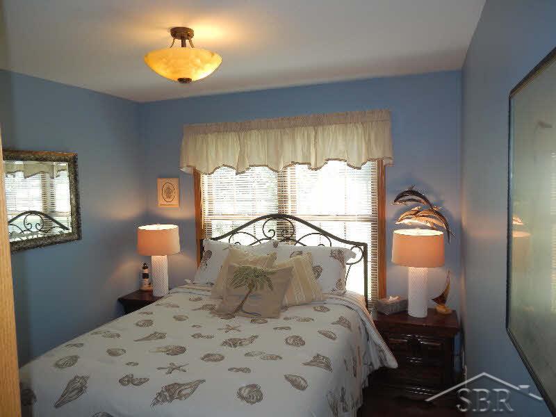 3721 Lone Road Freeland, MI 48623 - Photo 38 of 53 20364647-37.JPG