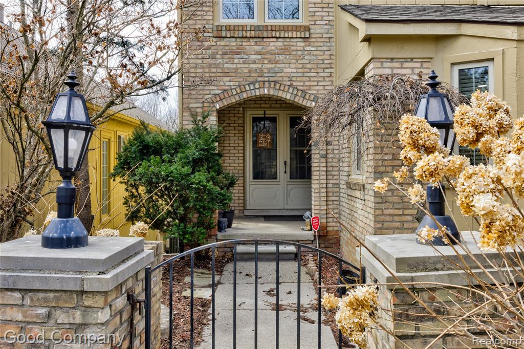 6255 Celeste Road West Bloomfield, MI 48322 - Photo 45 of 50