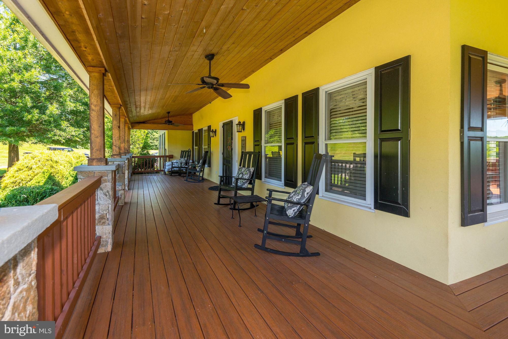 20634 St Louis Road Purcellville, VA 20132 - Photo 6 of 56 High quality porch construction