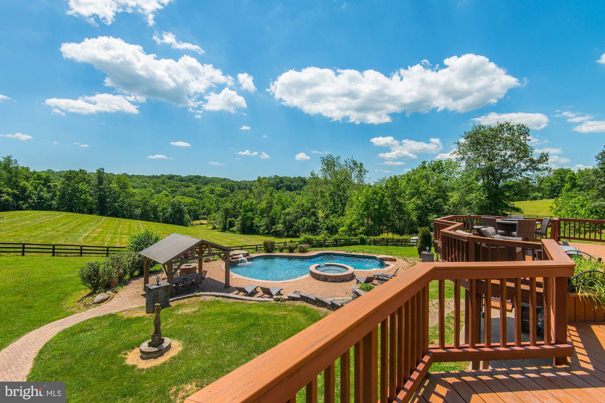 20634 St Louis Road Purcellville, VA 20132 - Photo 8 of 56 More views