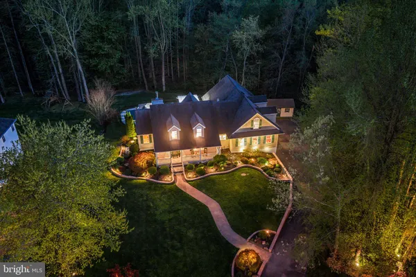 $899,999 | 8 Cliff Court, Sewell, NJ 08080