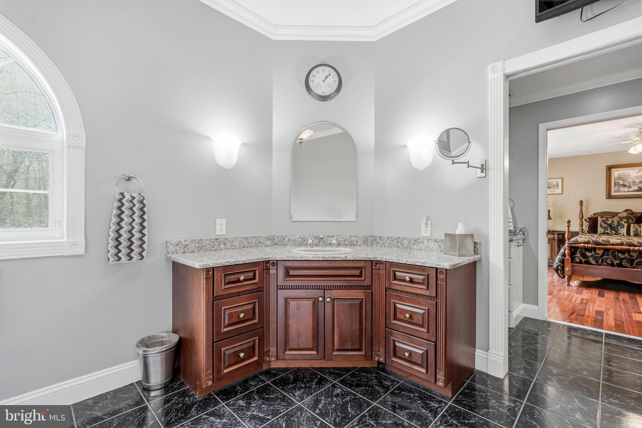 8 Cliff Court Sewell, NJ 08080 - Photo 49 of 85