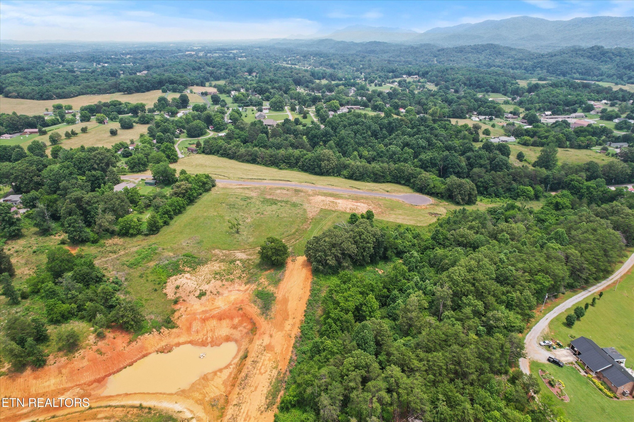 2872 Norcross Road Maryville, TN 37803 - Photo 13 of 27 Gallery Image 13