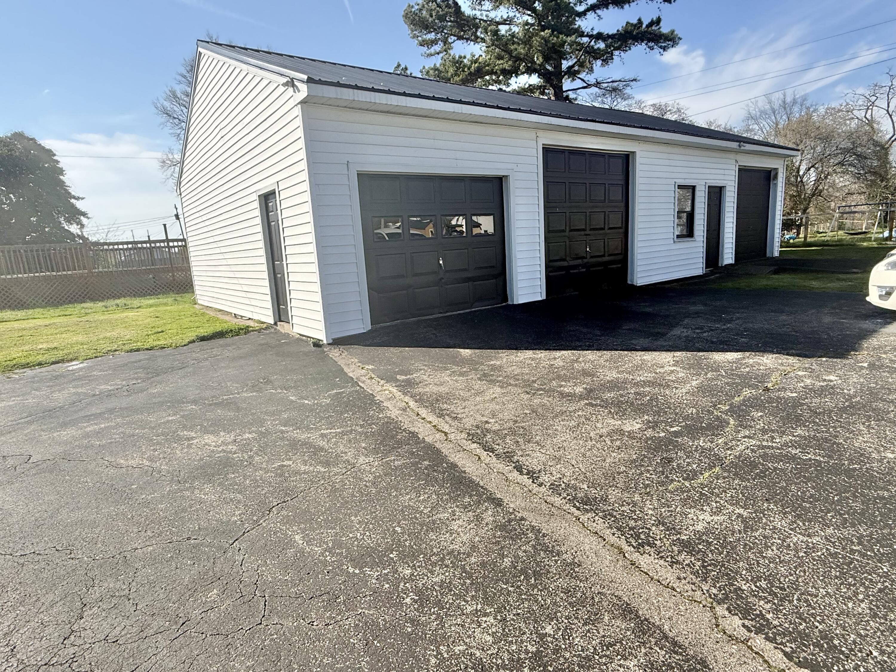 75 Reese Street Irvine, KY 40336 - Photo 41 of 45 IMG_0443