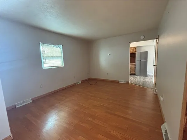 $700 | 1520 12th Avenue, Beaver Falls, PA 15010