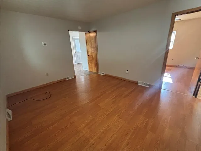 $700 | 1520 12th Avenue, Beaver Falls, PA 15010