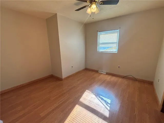 $700 | 1520 12th Avenue, Beaver Falls, PA 15010