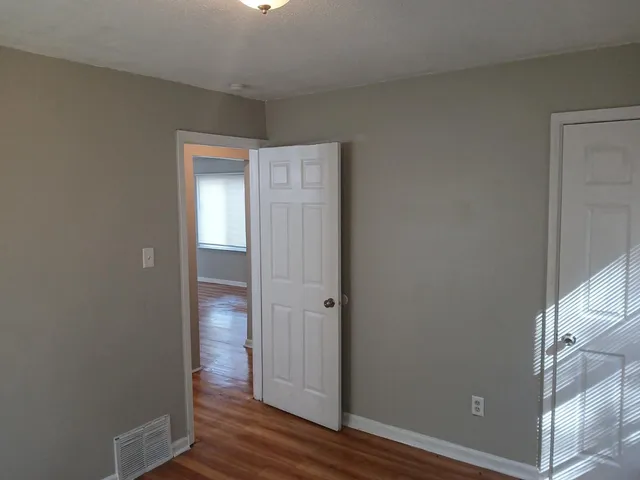 $1,025 | 19654 McCormick Street, Detroit, MI 48224