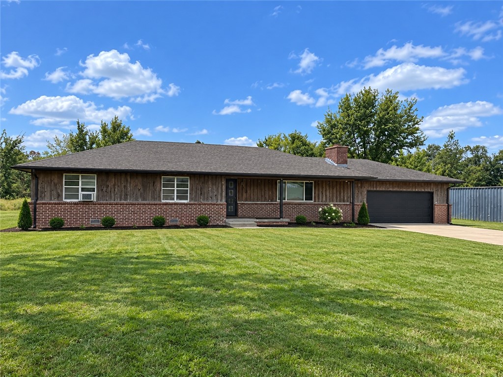 15389 Gann Ridge Road Garfield, AR 72732 - Photo 2 of 24 Ai generated