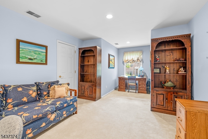 38 Canterbury Road Denville, NJ 07834 - Photo 27 of 36