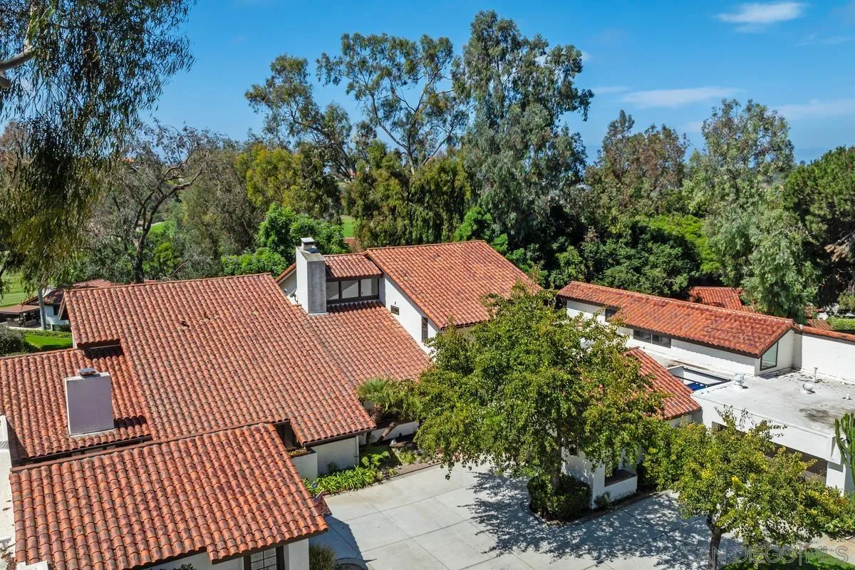 1355 Sun Valley Road Solana Beach, CA 92075 - Photo 32 of 37 Aerial View