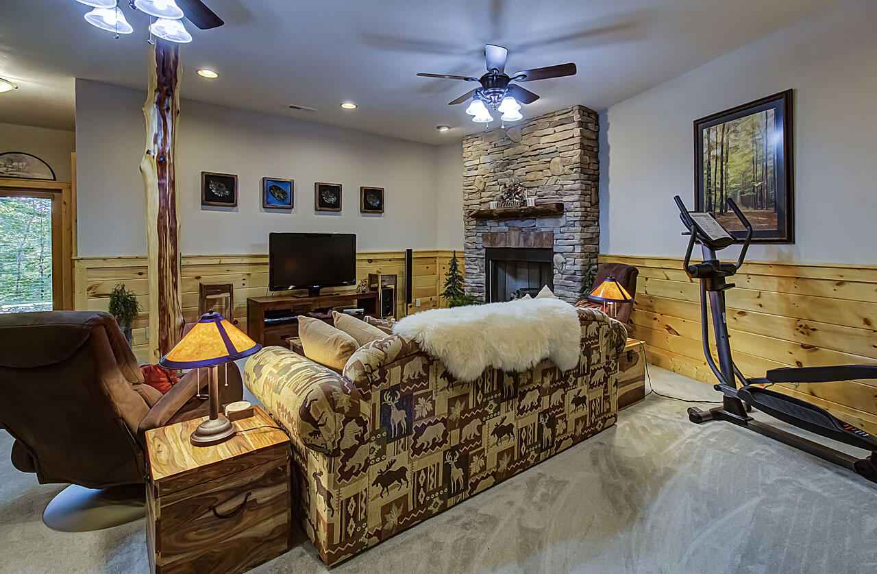 1451 Baker Road Sevierville, TN 37876 - Photo 32 of 40 IMG_8951LR