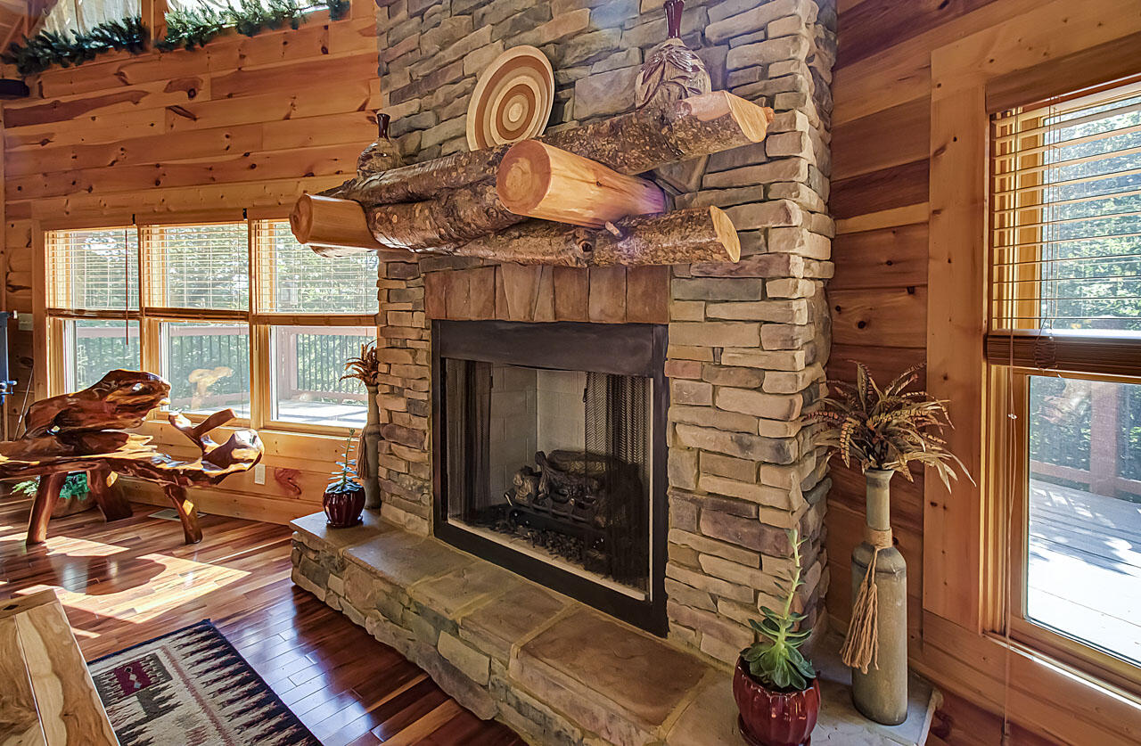 1451 Baker Road Sevierville, TN 37876 - Photo 7 of 40 IMG_8909LR
