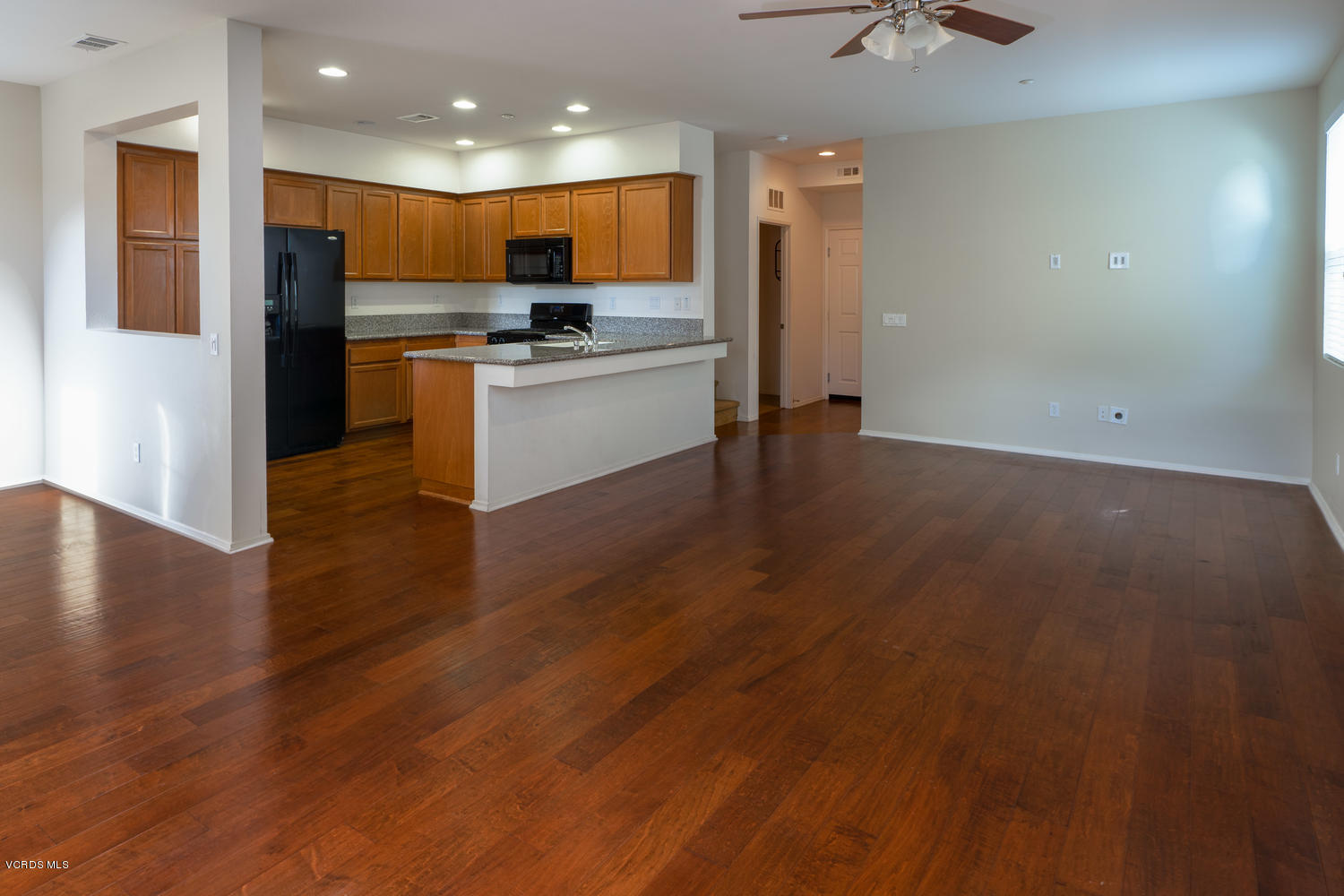 3317 North Ventura Road Oxnard, CA 93036 - Photo 3 of 13 3317 N Ventura Rd Riverpark CA-large-003