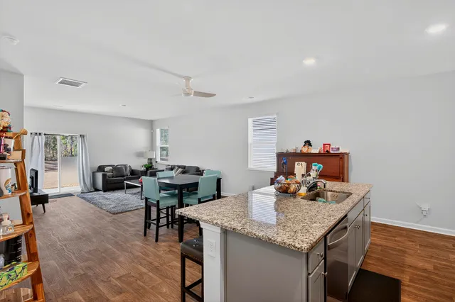 $428,000 | 686 Ladywood Drive, Summerville, SC 29486