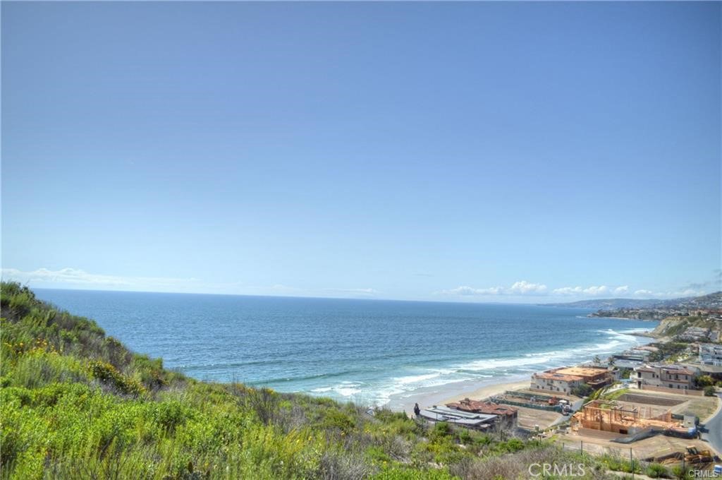 34036 Selva Road, Unit 108 Dana Point, CA 92629 - Photo 33 of 50 Walkway and Salt Creek Beach Park access across the street from the unit.
