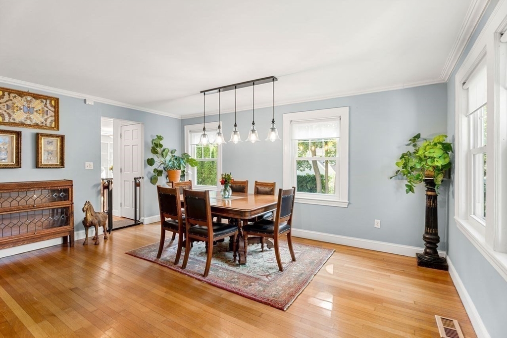 139 Jersey Street Marblehead, MA 01945 - Photo 16 of 42