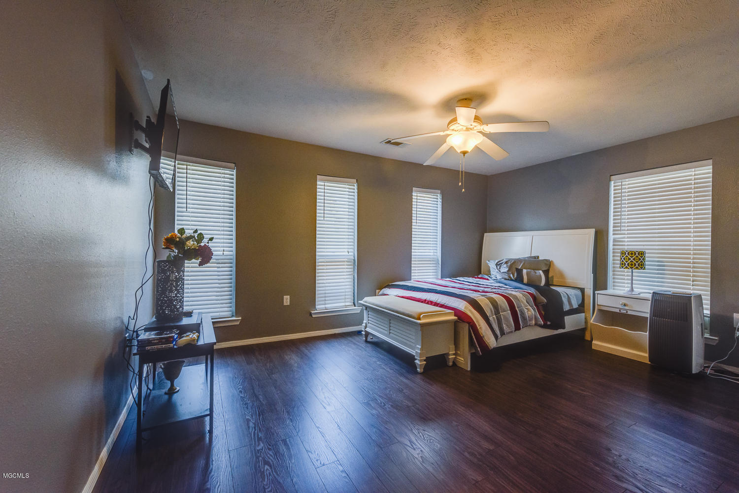 672 Liberty Road Picayune, MS 39466 - Photo 5 of 21 DSC_3979Enfuse-HDR