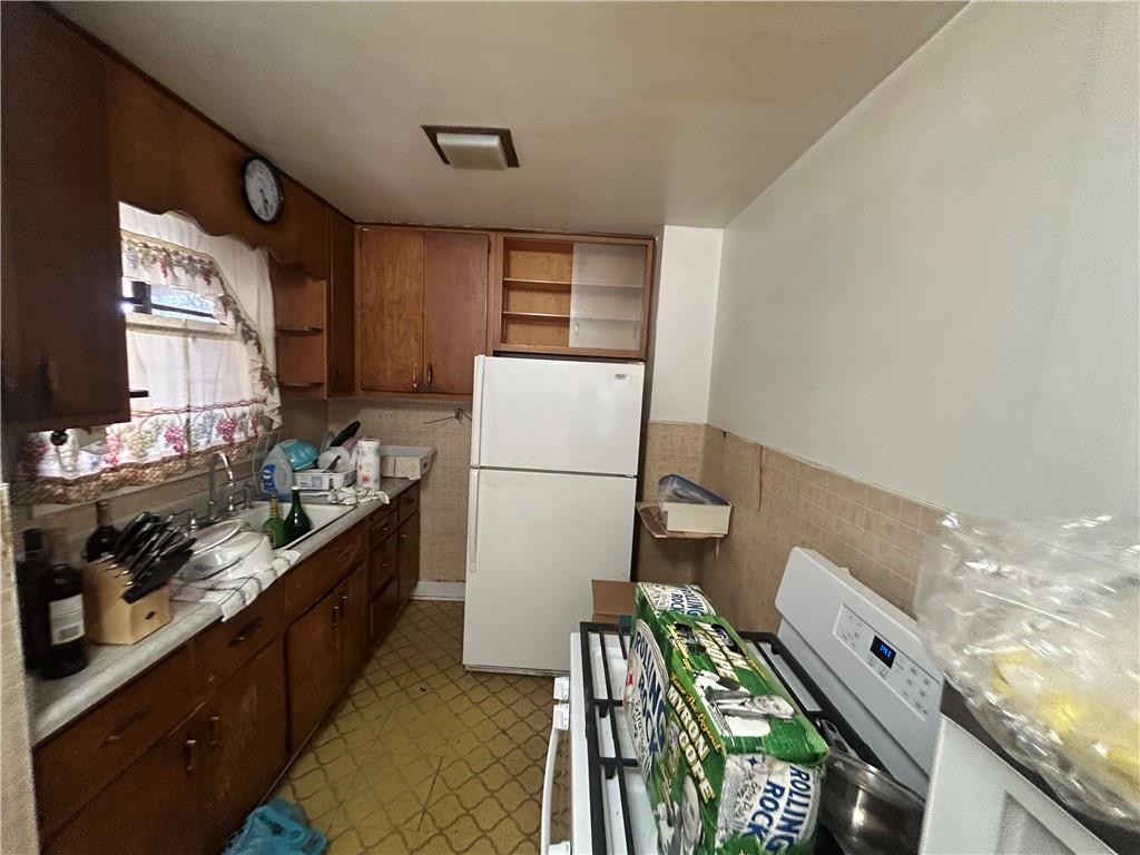 805 Maple Drive Monongahela, PA 15063 - Photo 9 of 26