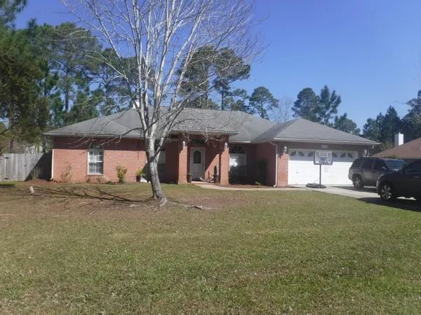 $2,300 | 7546 Pepperwood Street, Navarre, FL 32566