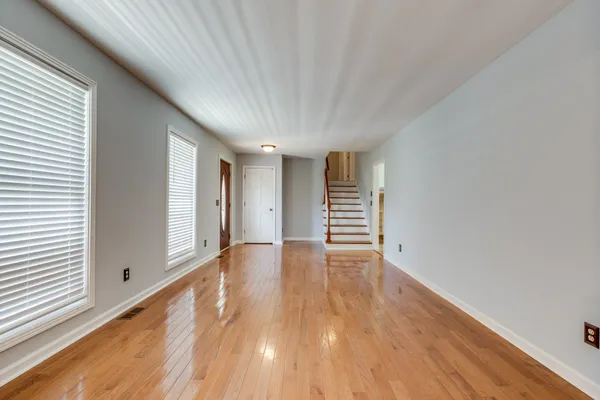 $2,400 | 1316 Rivermont Drive, Gallatin, TN 37066