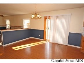 602 Springfield Road Athens, IL 62613 - Photo 8 of 12 Gallery Image 8