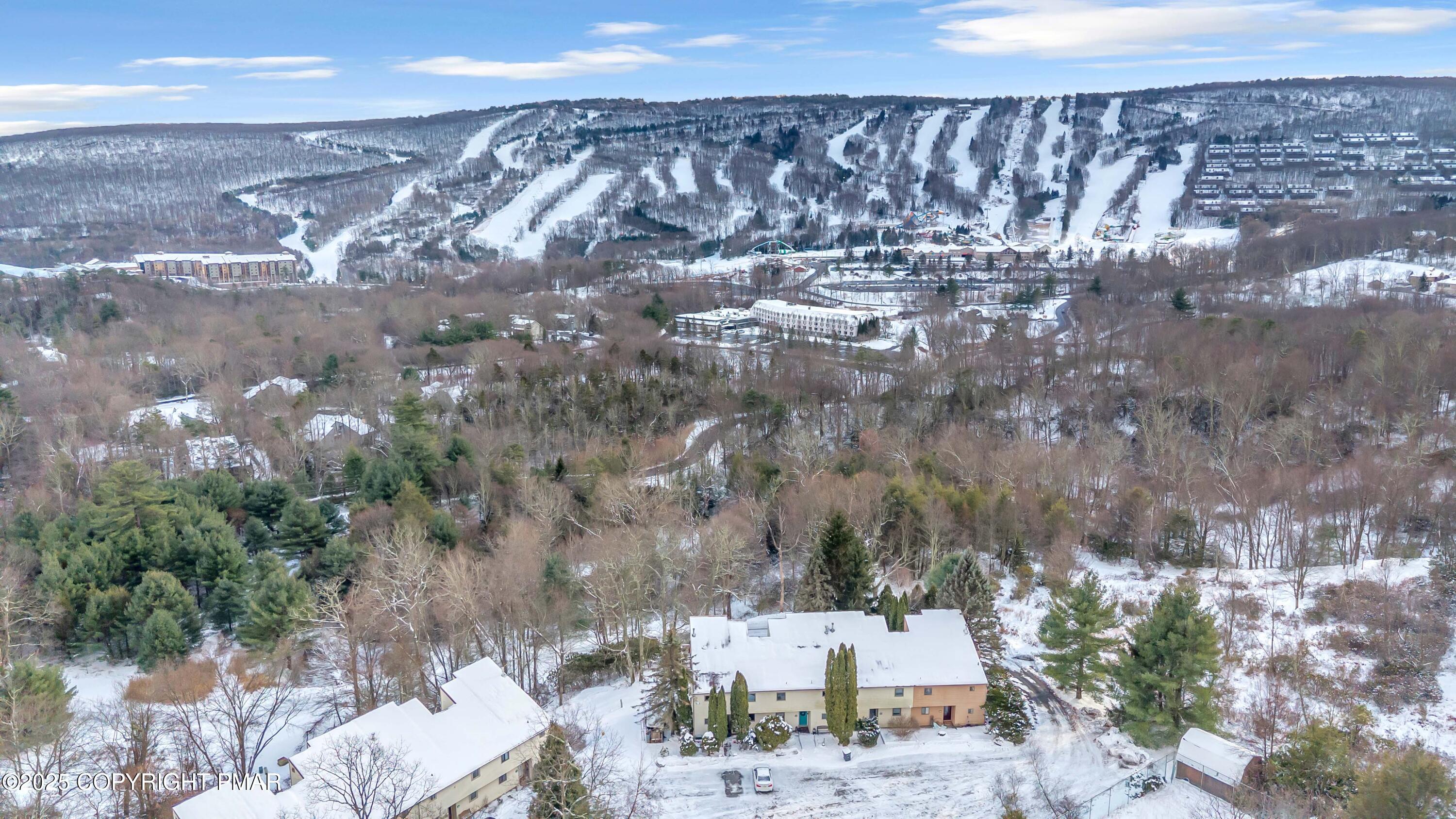1126 Incline Village East Tannersville, PA 18372 - Photo 32 of 37 a view of a yard with wooden fence