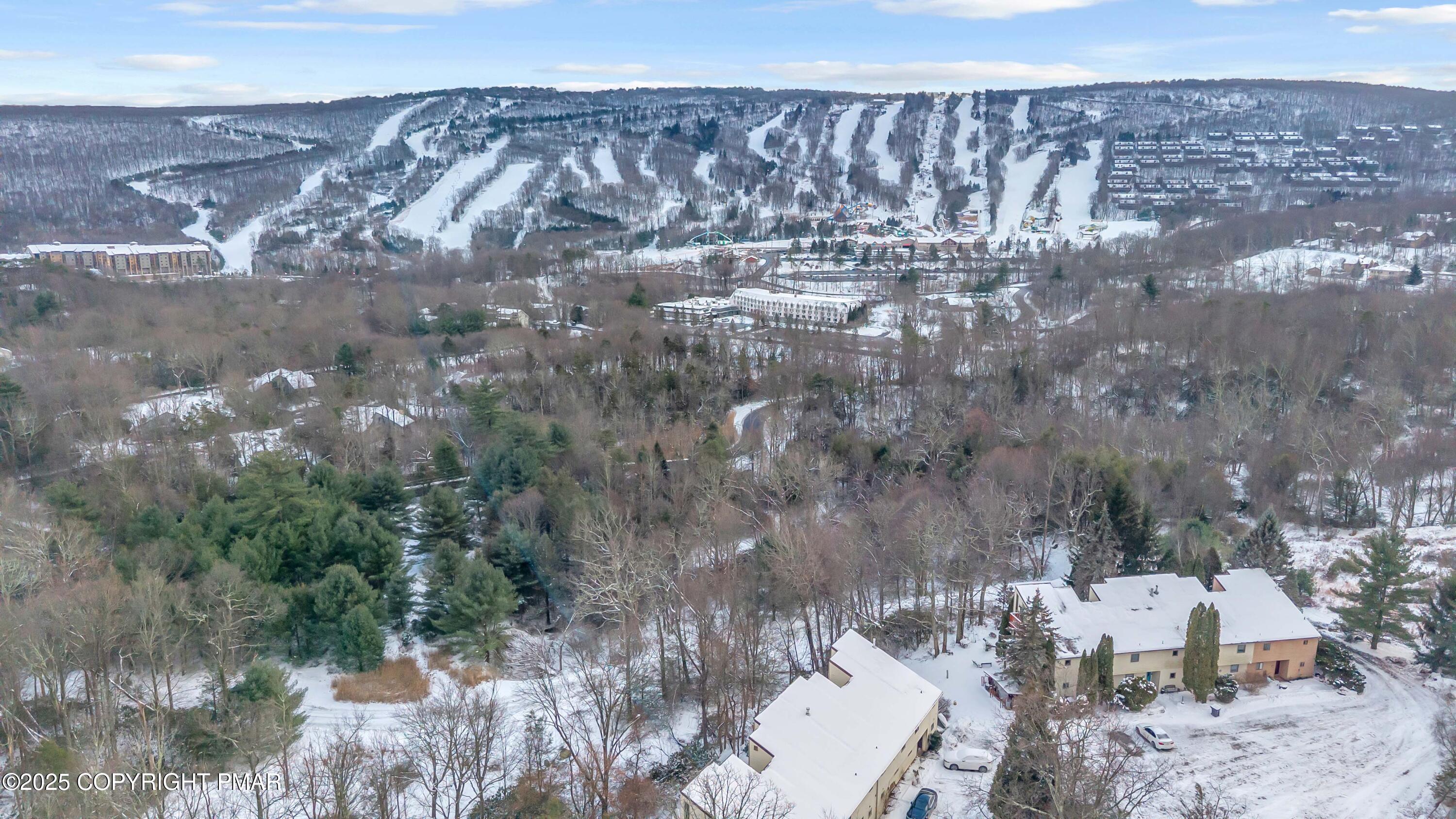 1126 Incline Village East Tannersville, PA 18372 - Photo 34 of 37 a view of outdoor space