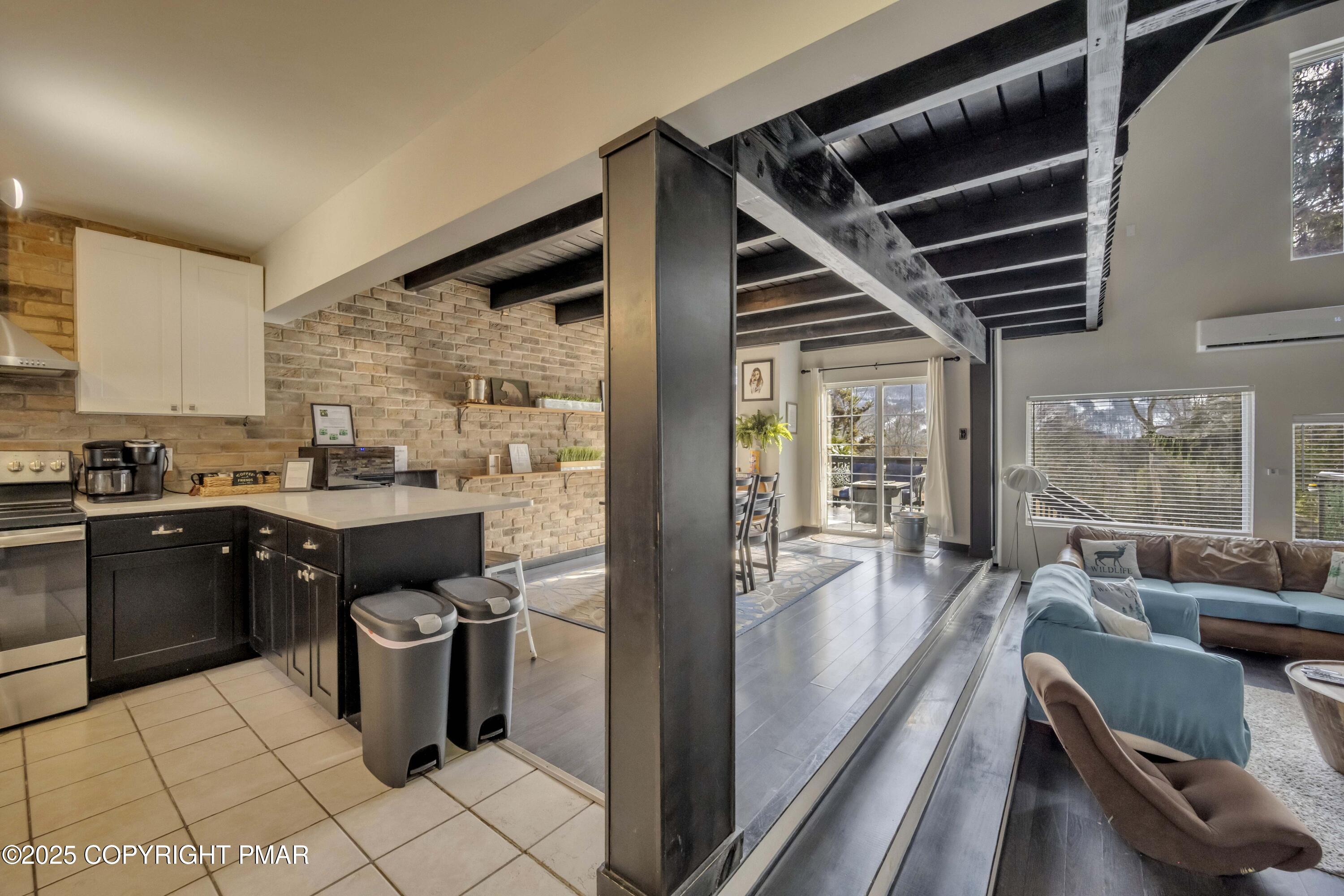 1126 Incline Village East Tannersville, PA 18372 - Photo 5 of 37 a kitchen with a seating area and appliances