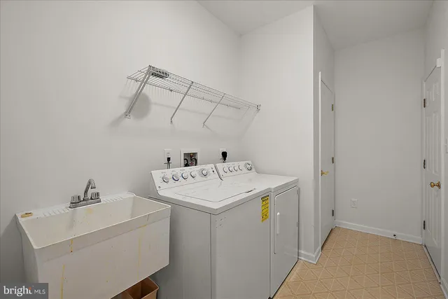 $989,000 | 38384 Virginia Drive, Bethany Beach, DE 19930