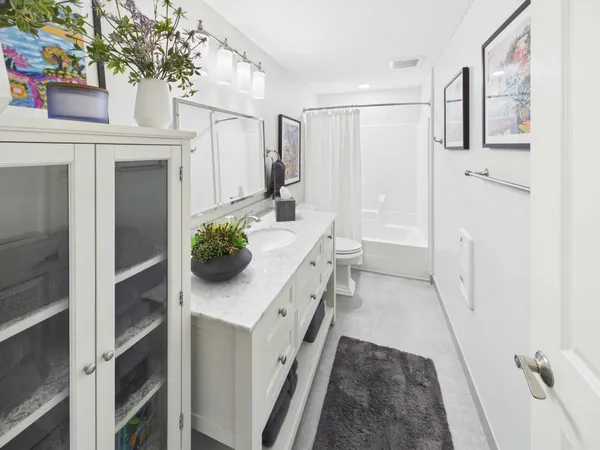 $729,900 | 18850 Koetter Lake Drive, Richmond, MN 56368