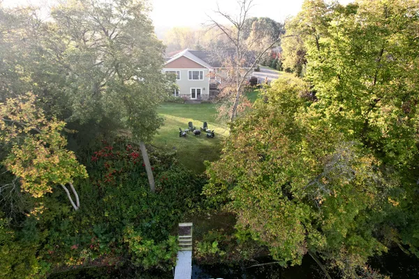 $729,900 | 18850 Koetter Lake Drive, Richmond, MN 56368