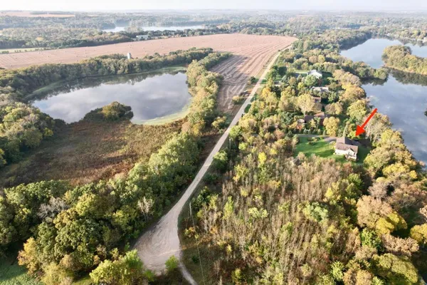 $729,900 | 18850 Koetter Lake Drive, Richmond, MN 56368