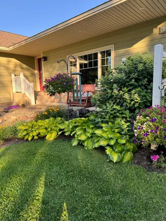 $729,900 | 18850 Koetter Lake Drive, Richmond, MN 56368