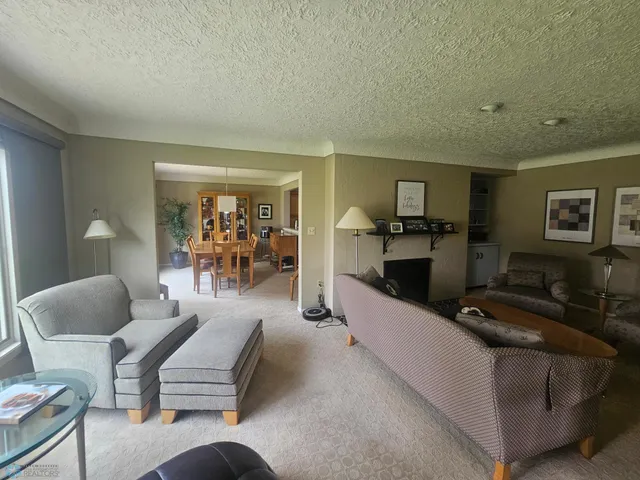 $499,900 | 1615 4th Street North, Wahpeton, ND 58075