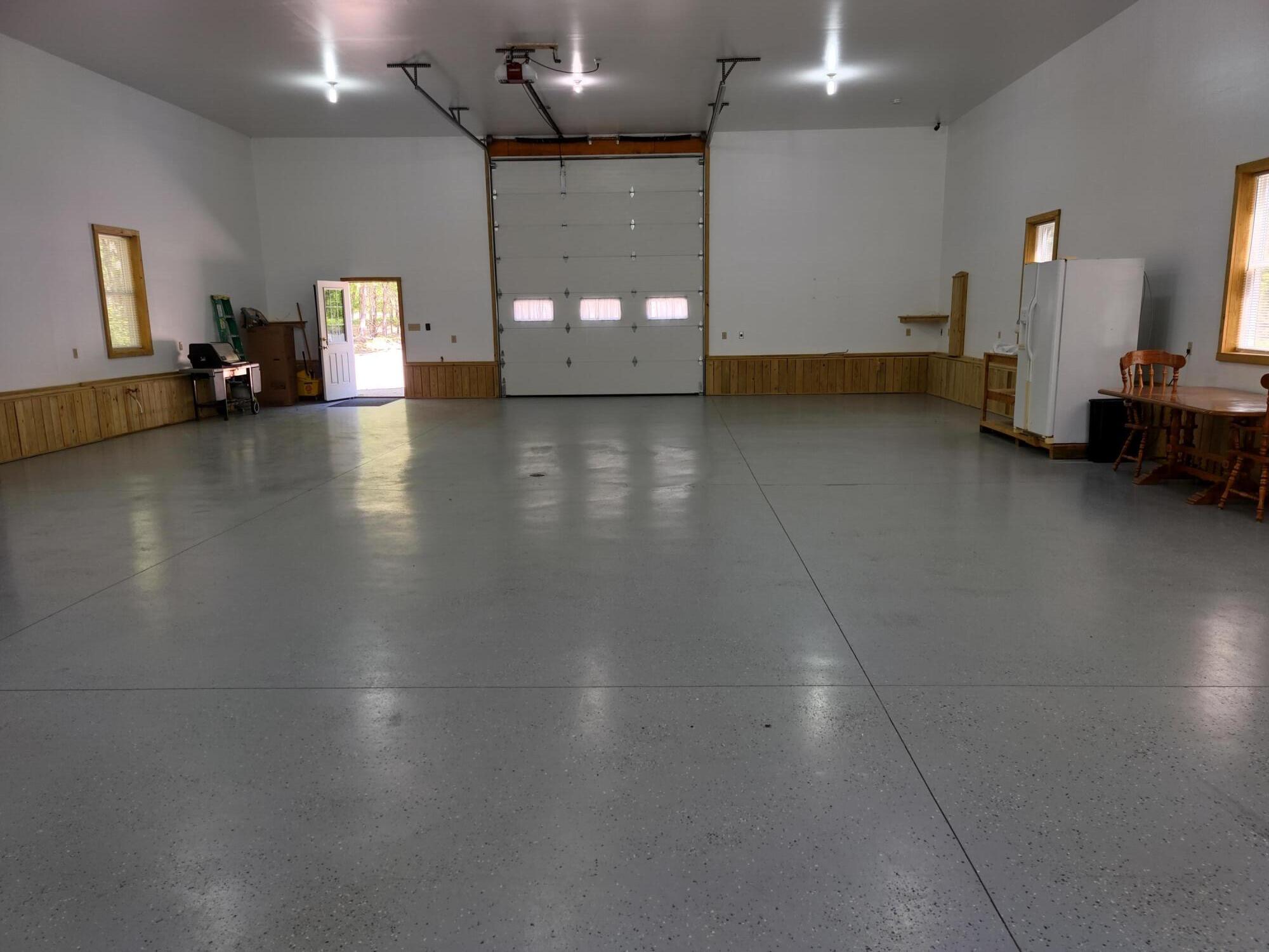 272 Portland Road Gray, ME 04039 - Photo 14 of 26 Garage