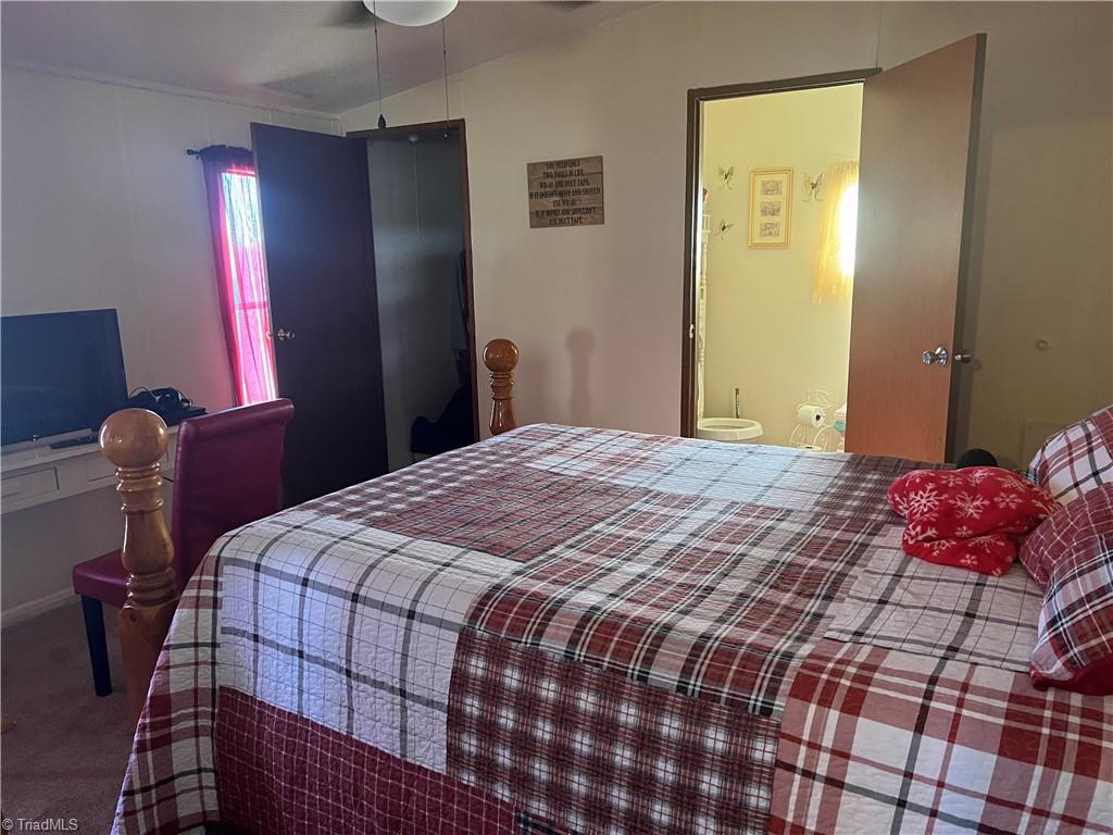 422 Pratt Road Dobson, NC 27017 - Photo 6 of 14 Gallery Image 6