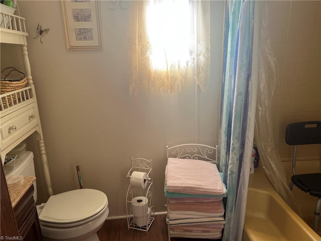 422 Pratt Road Dobson, NC 27017 - Photo 8 of 14 Gallery Image 8