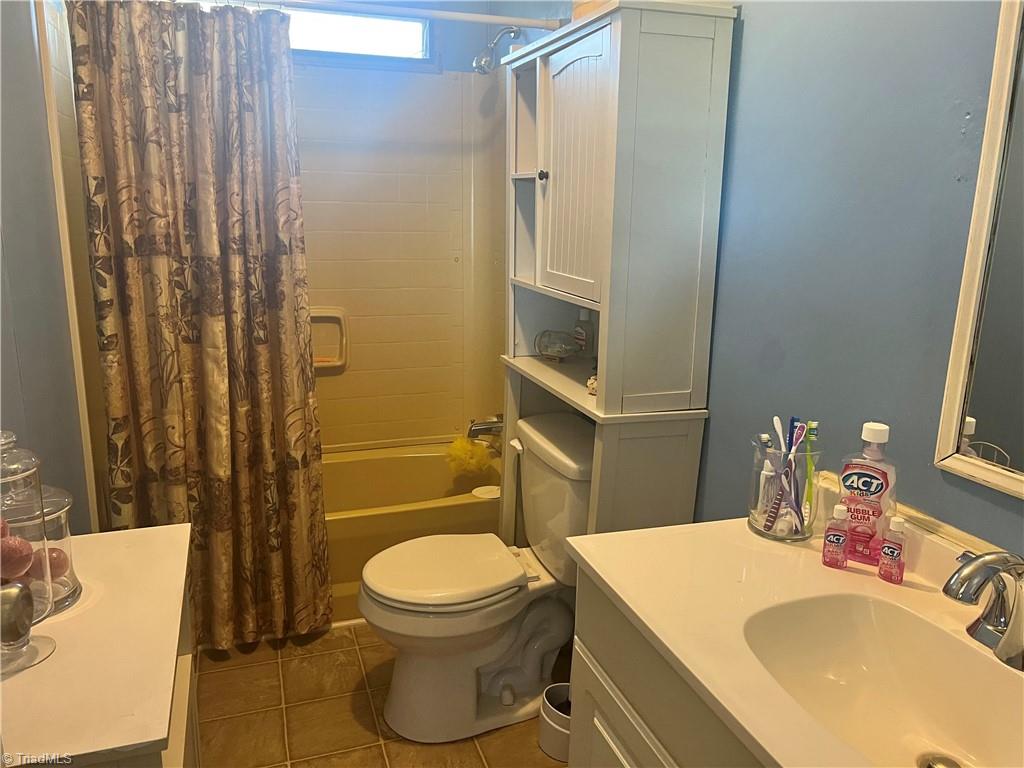422 Pratt Road Dobson, NC 27017 - Photo 10 of 14 Gallery Image 10