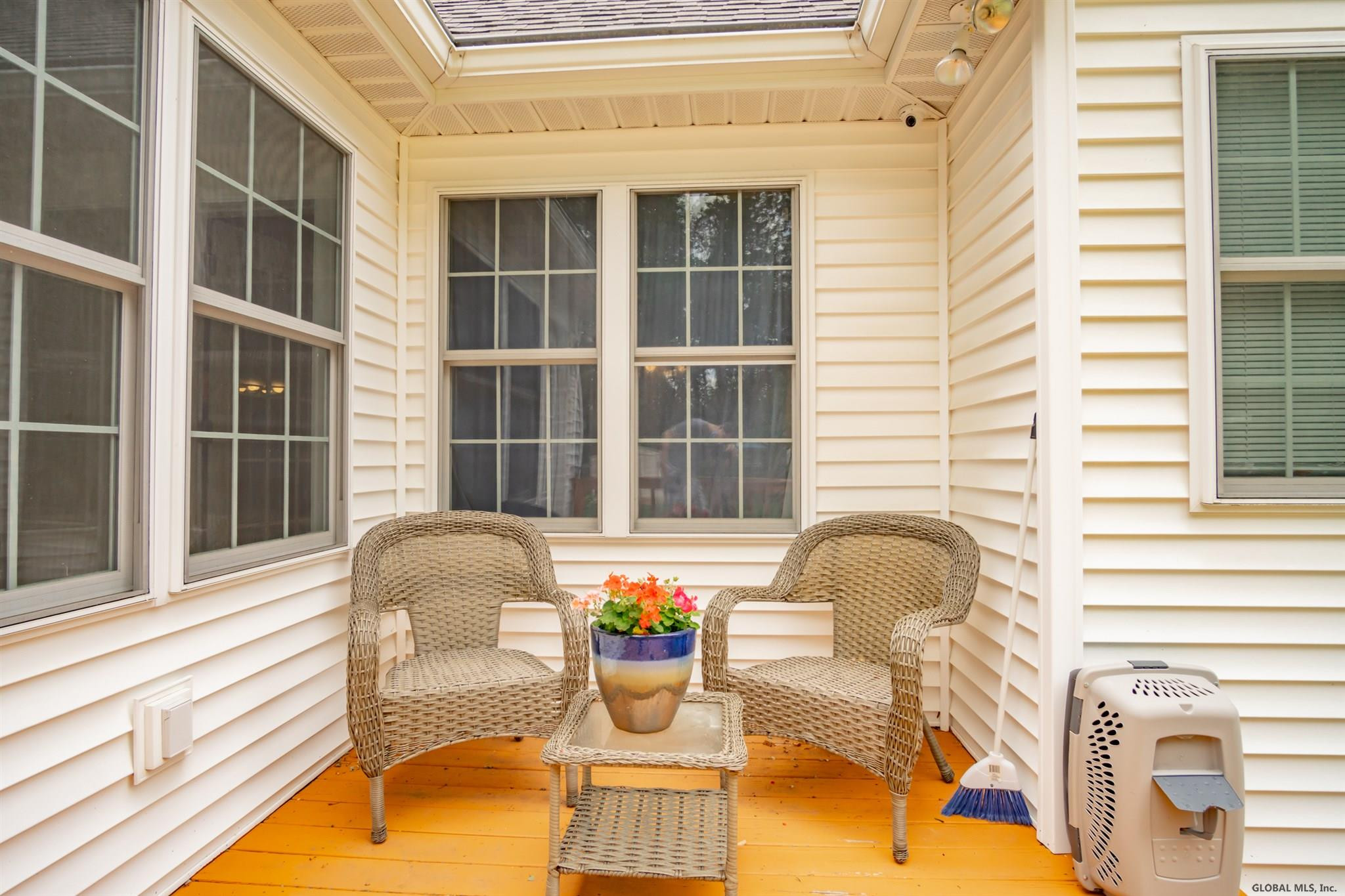317 East Campbell Road Rotterdam, NY 12303 - Photo 24 of 33 Photo 24