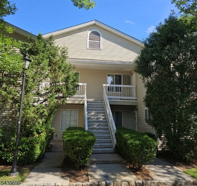 80 Sage Court Bedminster, NJ 07921 - Photo 1 of 4